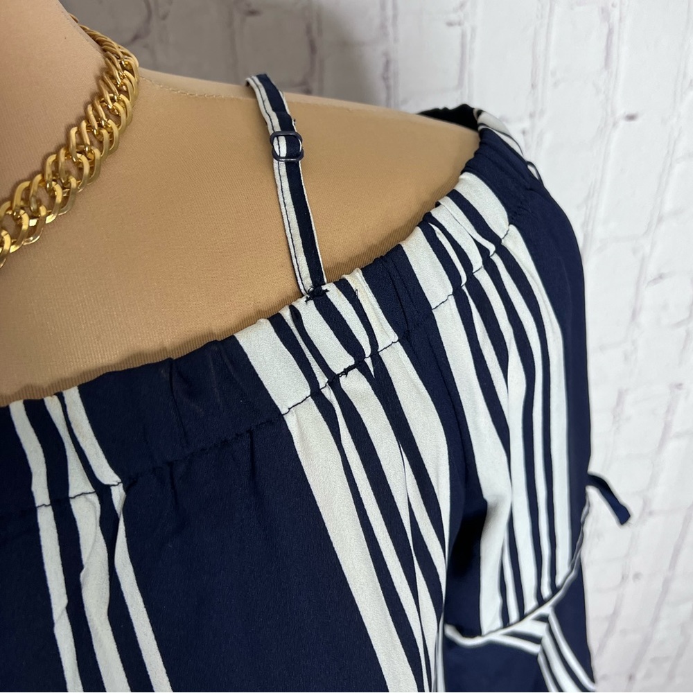 Off shoulder striped blouse